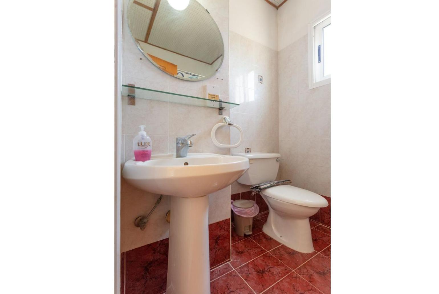Sun Beach Villa Thio Polis 外观 照片