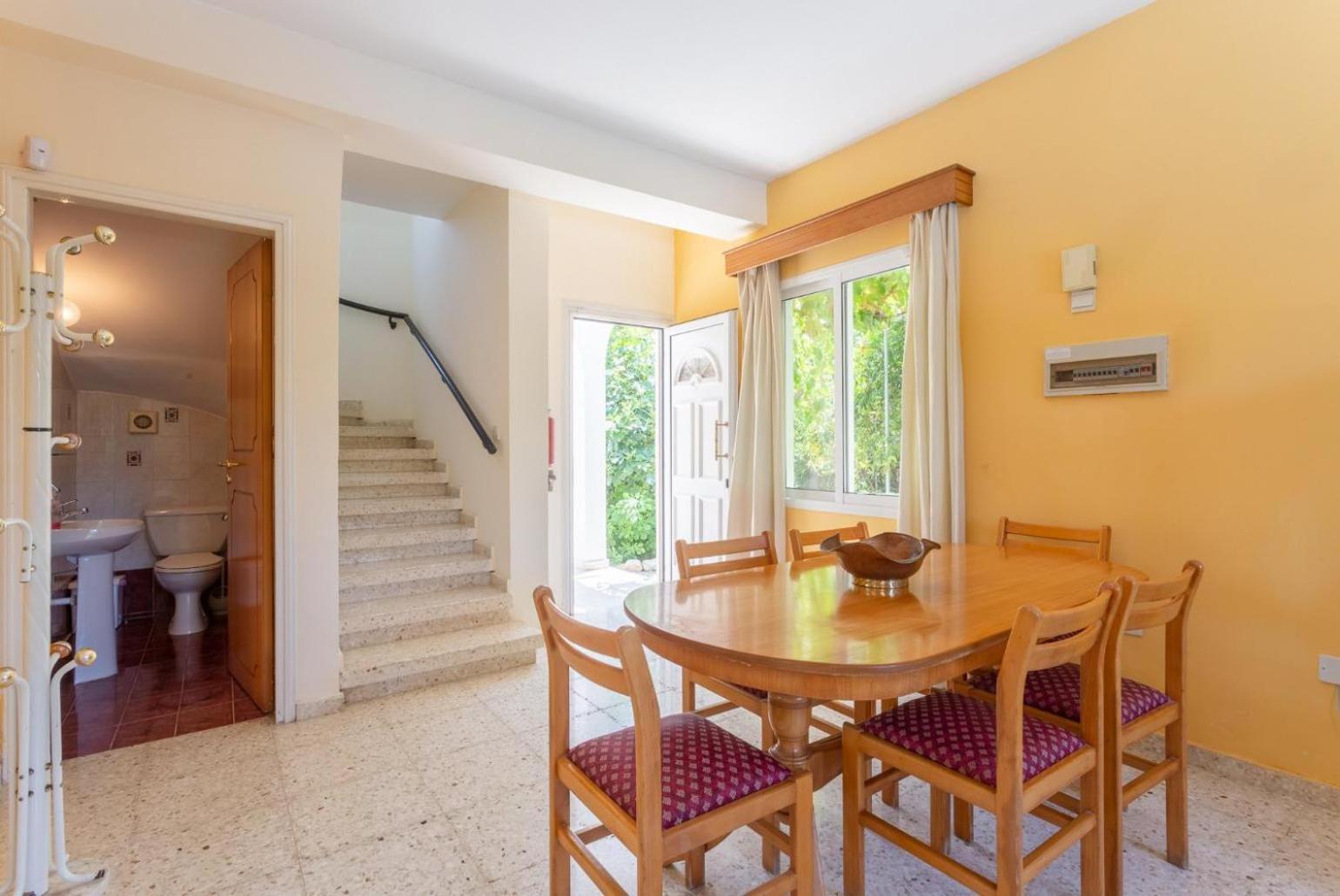 Sun Beach Villa Thio Polis 外观 照片