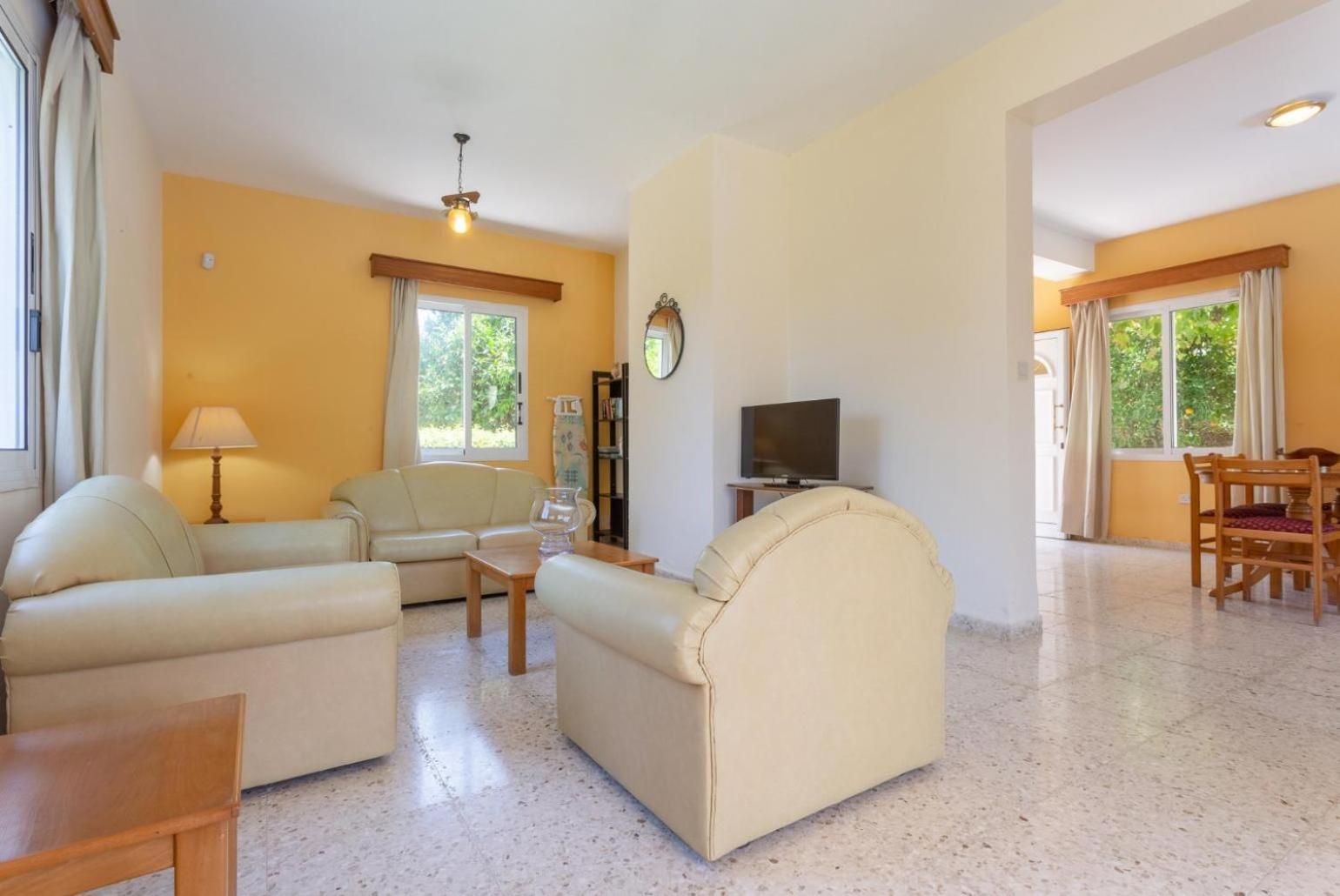 Sun Beach Villa Thio Polis 外观 照片