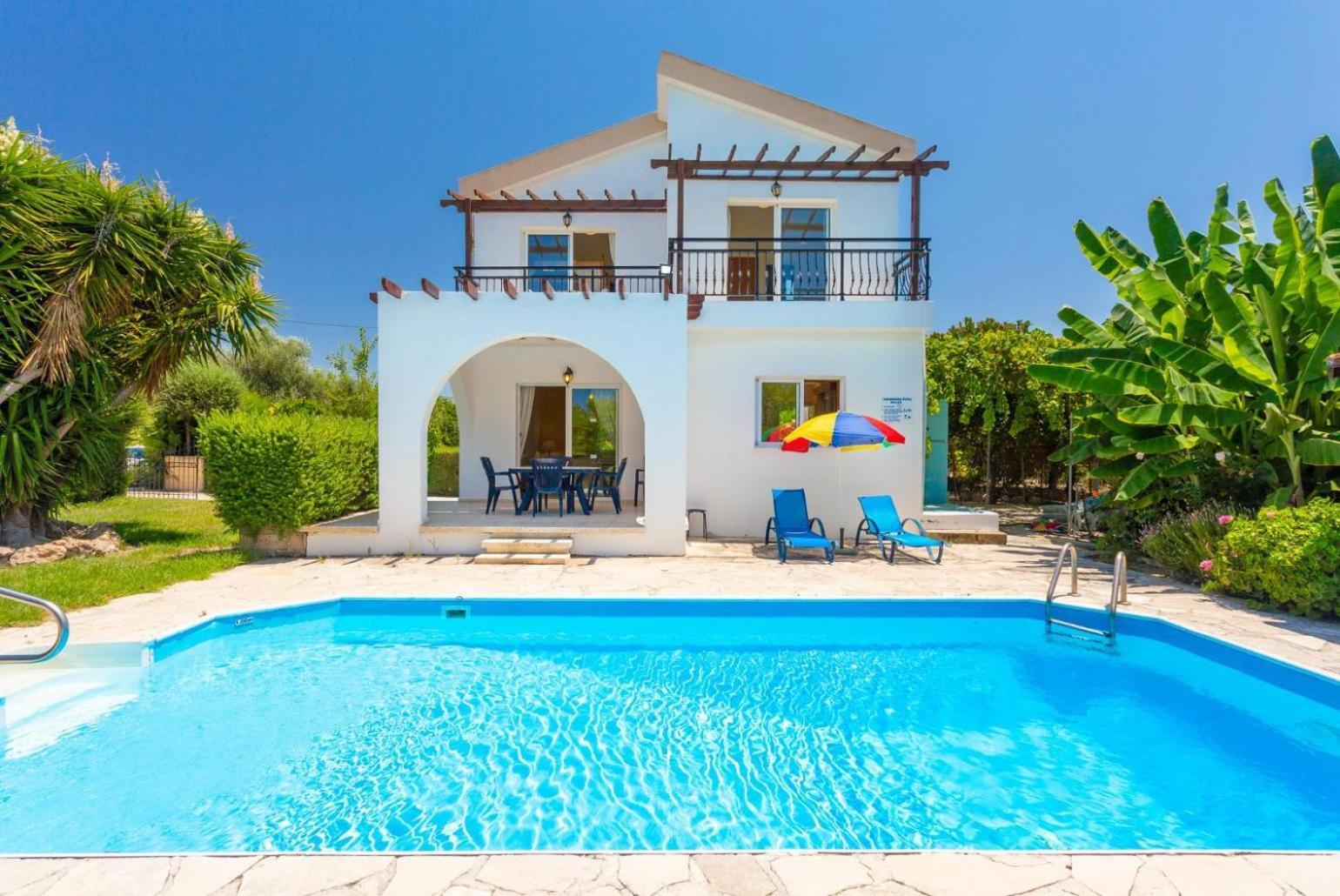 Sun Beach Villa Thio Polis 外观 照片
