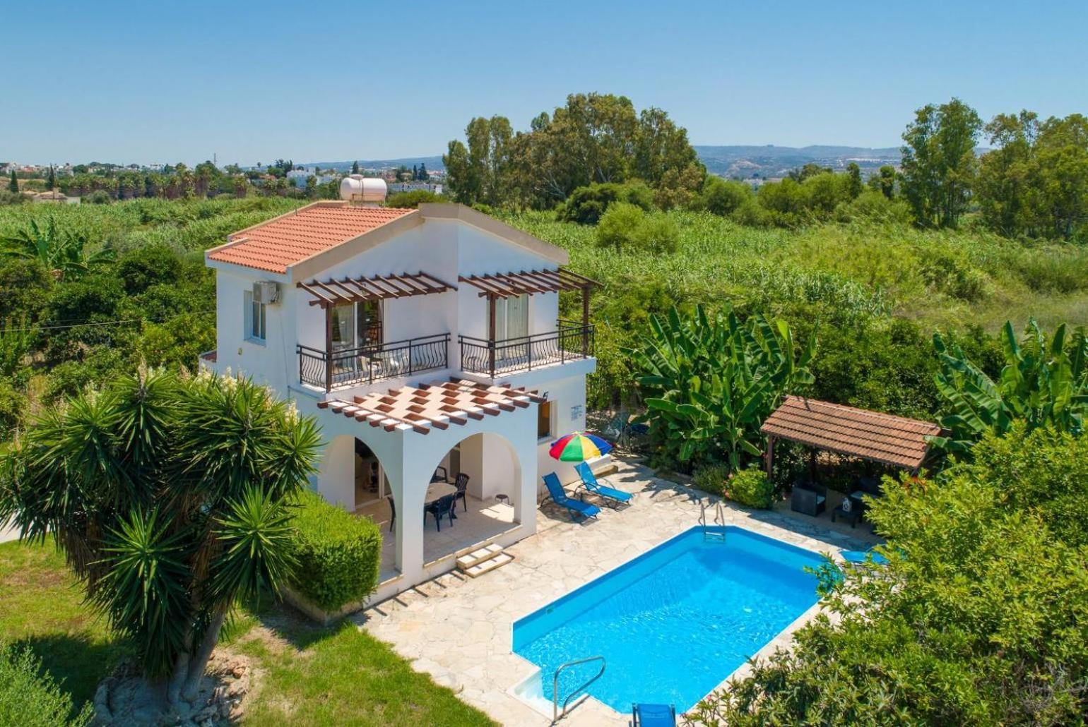 Sun Beach Villa Thio Polis 外观 照片